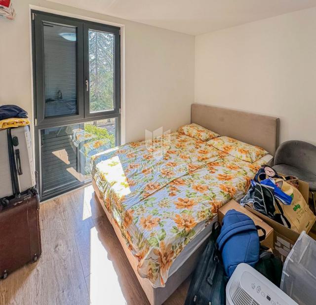 Novigrad, schöne Wohnung mit 3 Schlafzimmern im Zentrum!