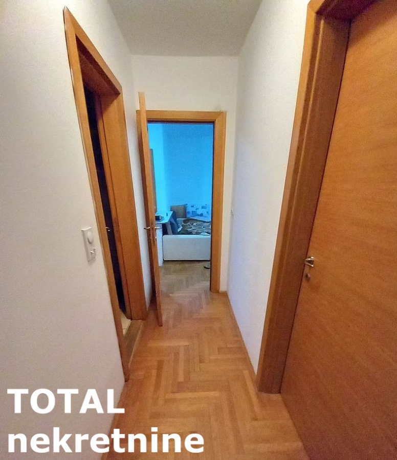 2 Dvosoban stan NOVI SAD, 121000€