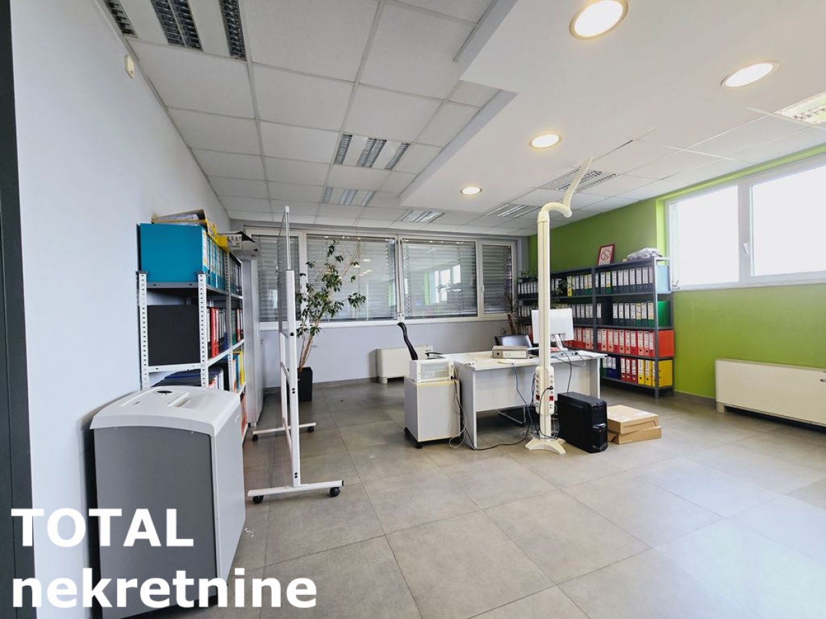 LOKAL NOVI SAD, 1545000€