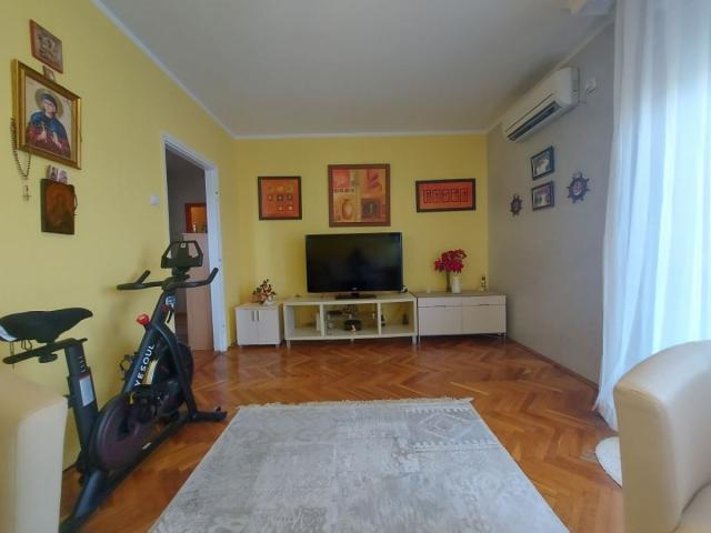 Beograd - Karaburma - Marijane Gregoran, 3, 0 s, 65 m2, lux uređen