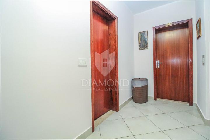 Stan/Apartman Novigrad, 176, 59m2