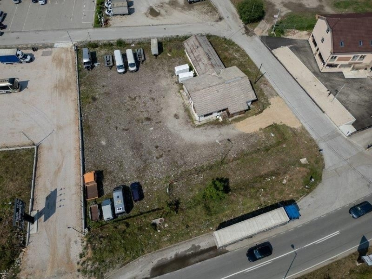 Prodaje se građevinsko zemljište 2400 m2, Bjelopoljski put, Prijepolje