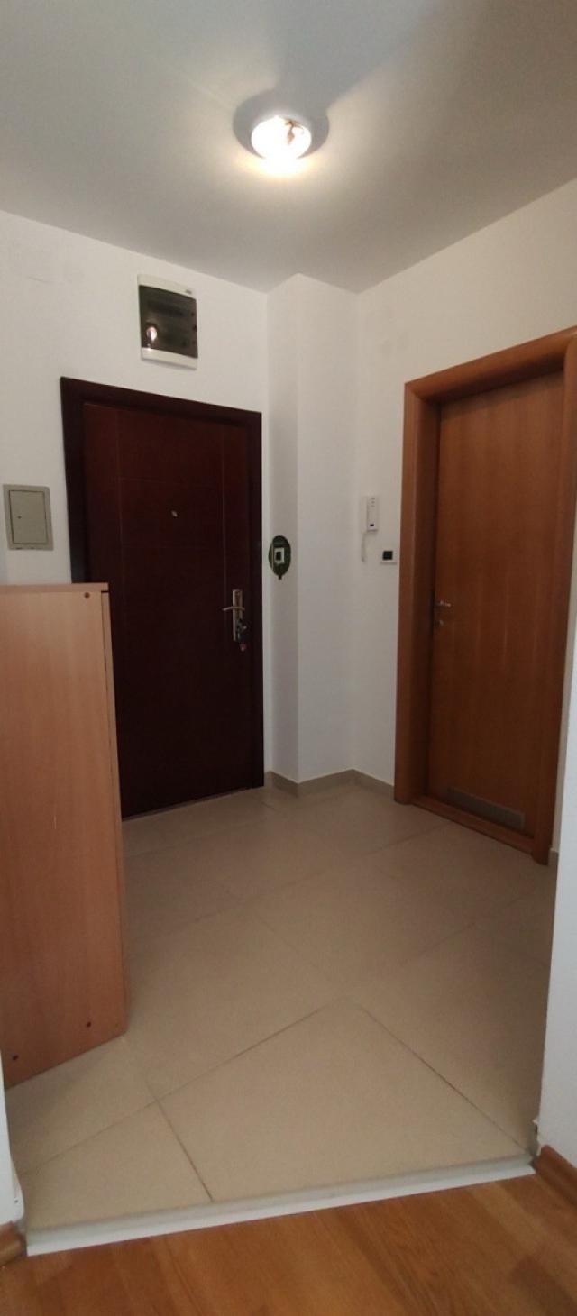 NOVI SAD - SAJAM - 38. 00 m2