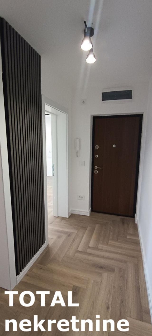 2 Dvosoban stan NOVI SAD, 108150€