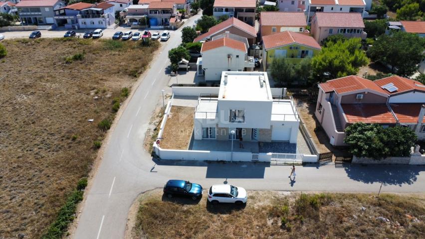 OTOK VIR -  Moderna vila sa bazenom 100m od mora