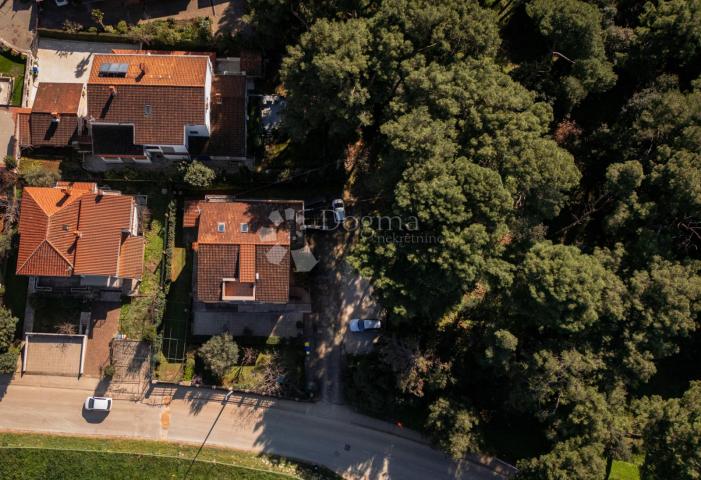 APARTMENTHAUS IN ROVINJ, 200 METER VOM MEER ENTFERNT