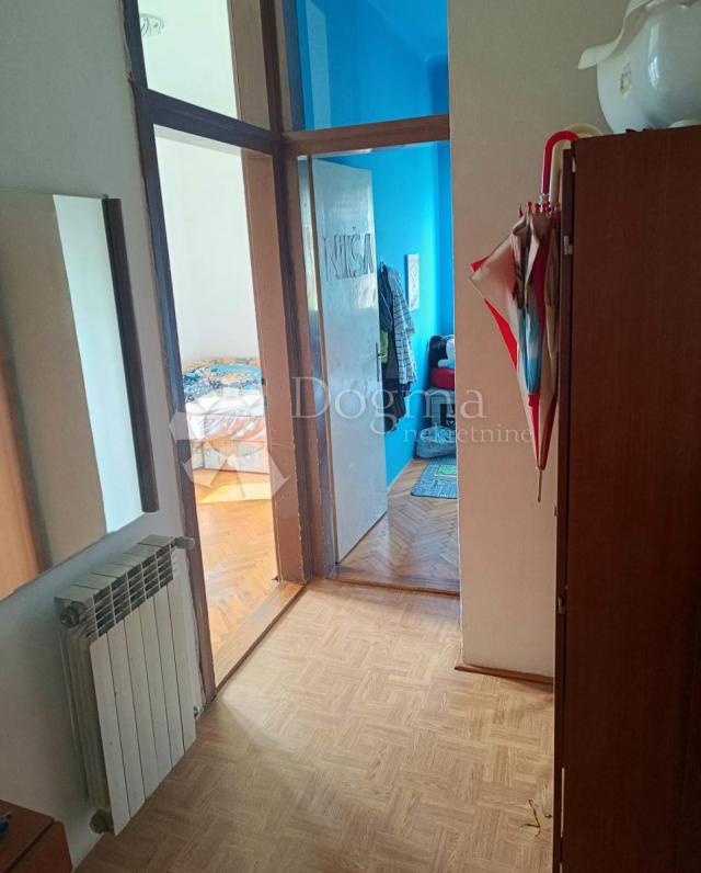 Flat Ogulin, 61m2