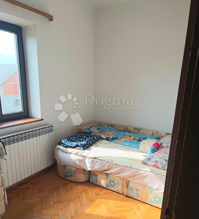 Flat Ogulin, 61m2