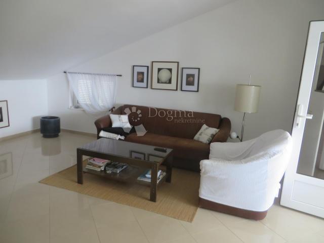 Apartment Dramalj, Crikvenica, 123m2