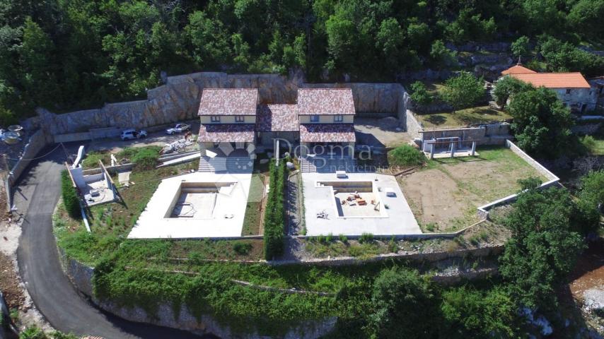 House Poljane, Opatija - Okolica, 400m2