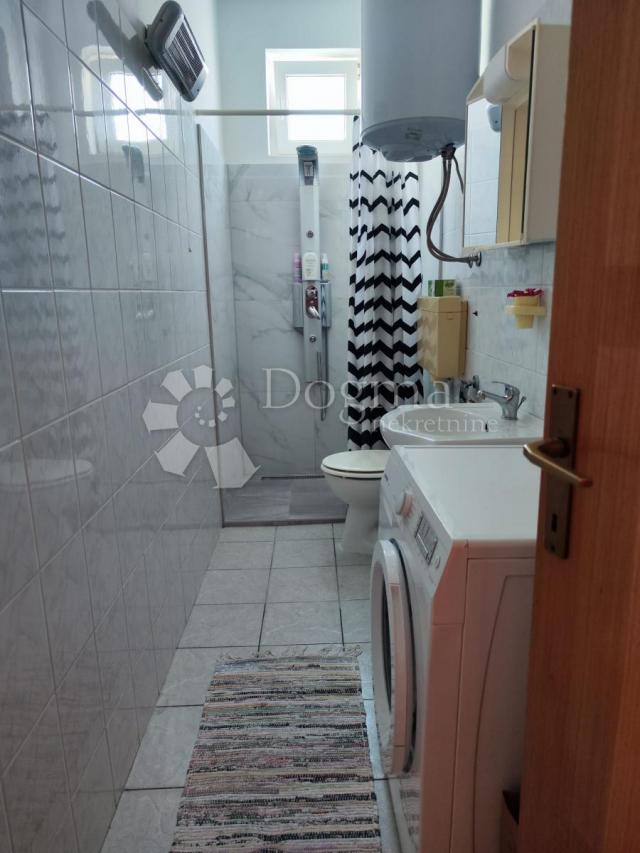 Apartmanska kuća , Zadar, Stanovi