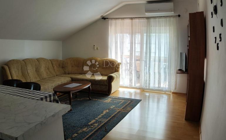 Apartmanska kuća , Zadar, Stanovi