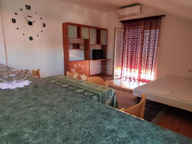 Apartmanska kuća , Zadar, Stanovi