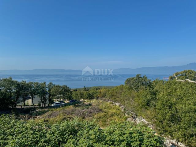 RIJEKA, KOSTRENA – exklusive Doppelhaus-Villa mit Infinity-Pool, Garage, Garten, Panoramablick auf d