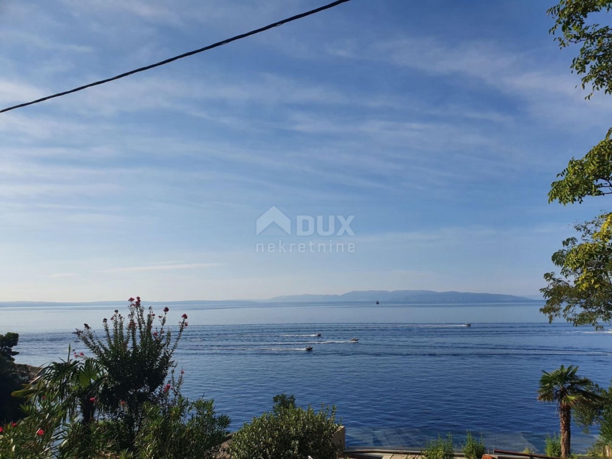 RIJEKA, PEĆINE - APARTMENT, 41 m2, 1ST ROW TO THE SEA!!!