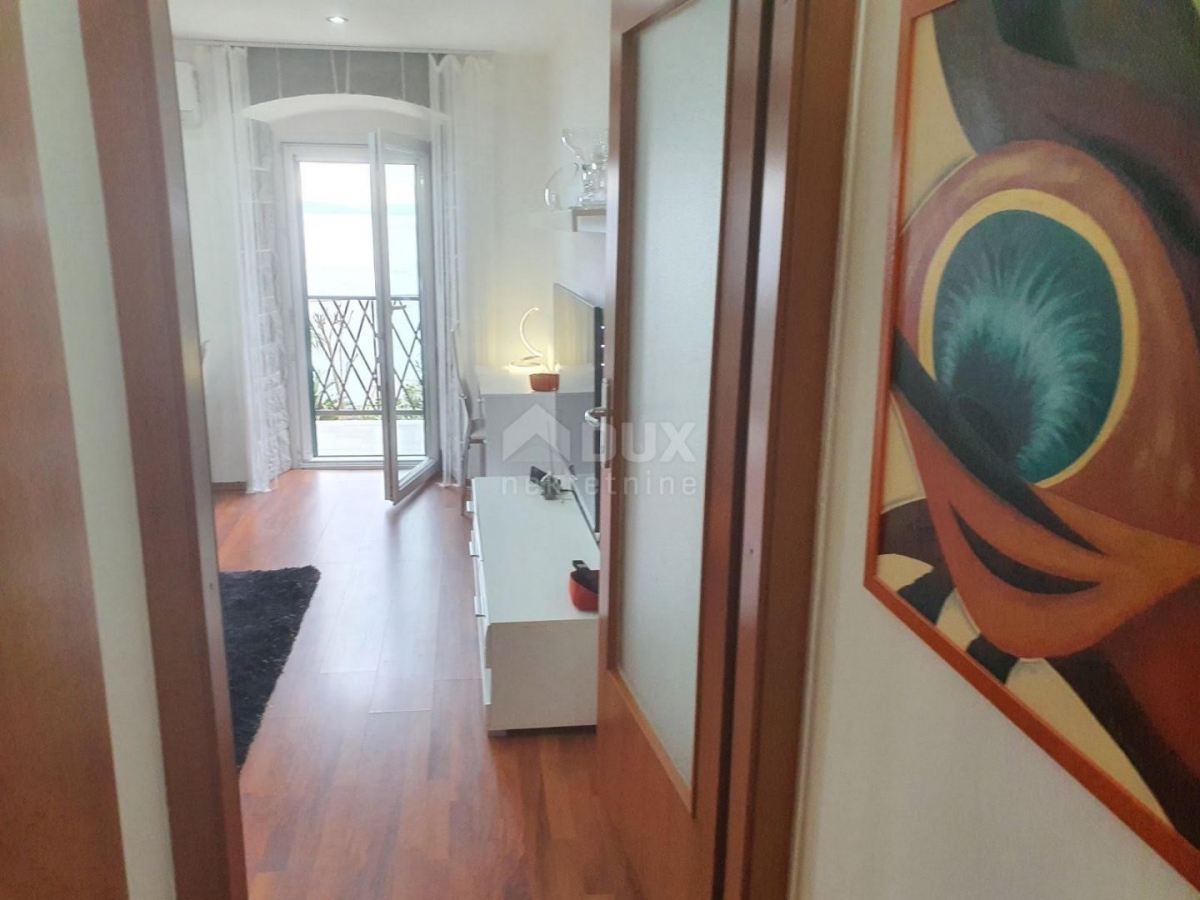 RIJEKA, PEĆINE - APARTMENT, 41 m2, 1ST ROW TO THE SEA!!!