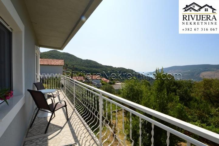 House with 3 apartments overlooking the sea Ratisevina Herceg Novi