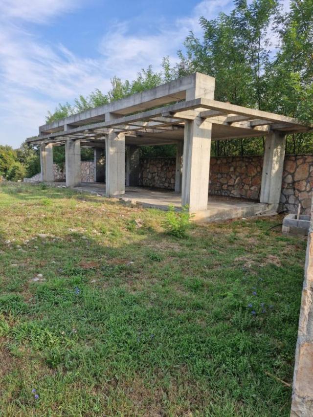 A beautiful plot of 7320m2 in Danilovgrad is for sale