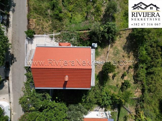 House with 3 apartments overlooking the sea Ratisevina Herceg Novi