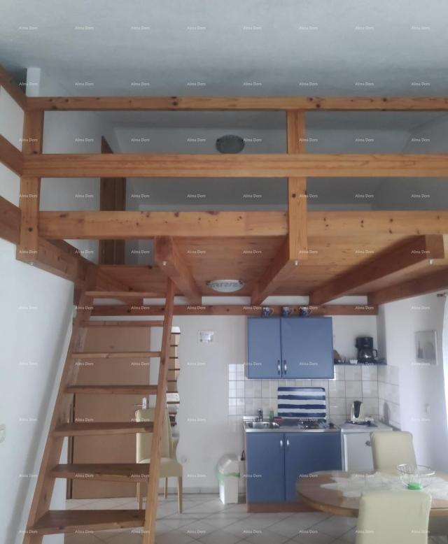 Kuća Prodaja velike apartmanske kuće sa 11 stambenih jedinica, Medulin!