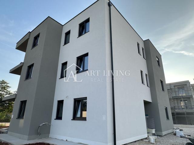 Istria, Umag, surroundings - modern apartment in a new building in a great location