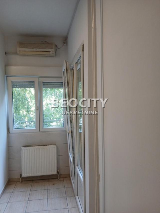 Novi Sad, Centar, Sonje Marinković, 4. 0, 80m2, 600EUR