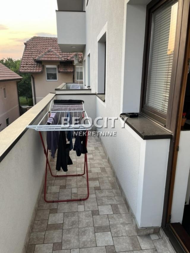 Grocka, Kaluđerica, Milutina Milankovića, 2. 5, 73m2, 400EUR