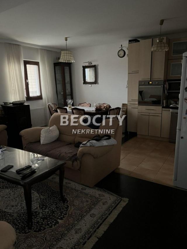 Grocka, Kaluđerica, Milutina Milankovića, 2. 5, 73m2, 400EUR