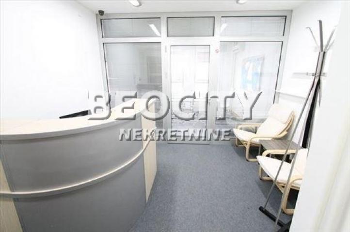 Novi Beograd, Blok 67,  (Belvil)  -Đorđa Stanojevića, 6. 0, 100m2, 1700EUR  garažna mesta