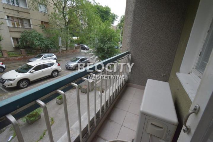 Zvezdara, Vukov Spomenik, Zahumska , 4. 0, 70m2, 1000EUR