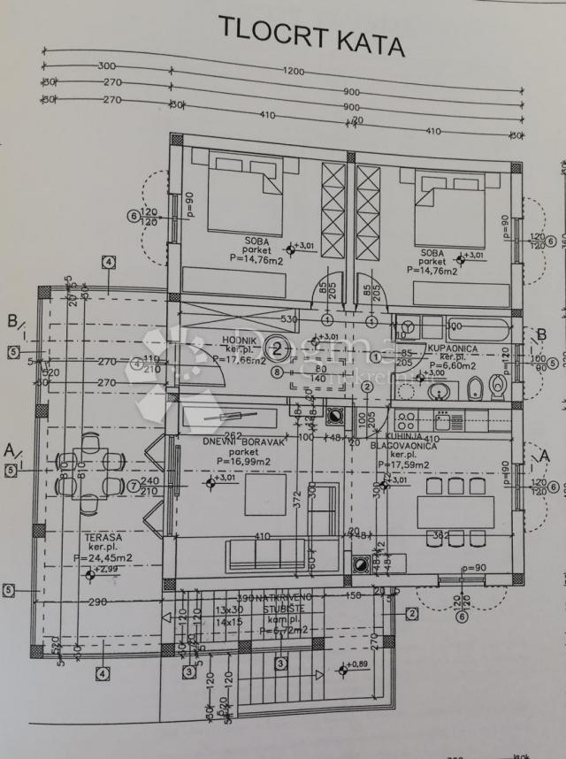  Atraktivna villa sa 2 stana na mirnoj lokaciji - 1, 5 km od mora