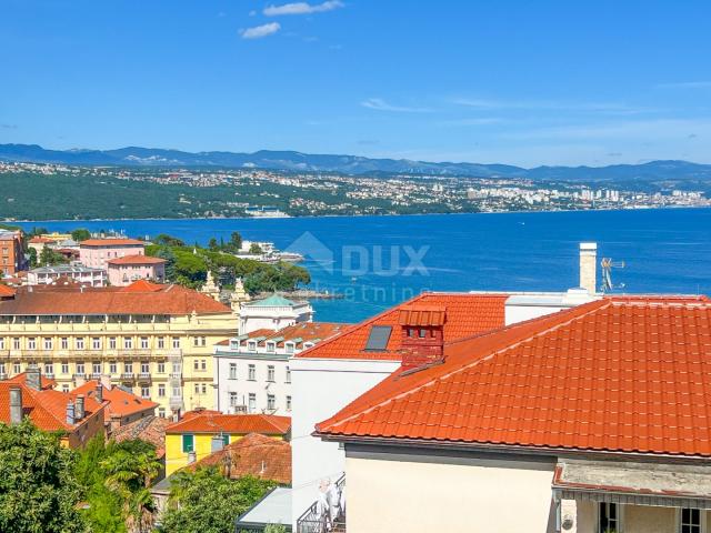 OPATIJA, CENTAR - 3S+DB stan 140m2 u novogradnji u centru Opatije, garaža, terasa, pogled na more