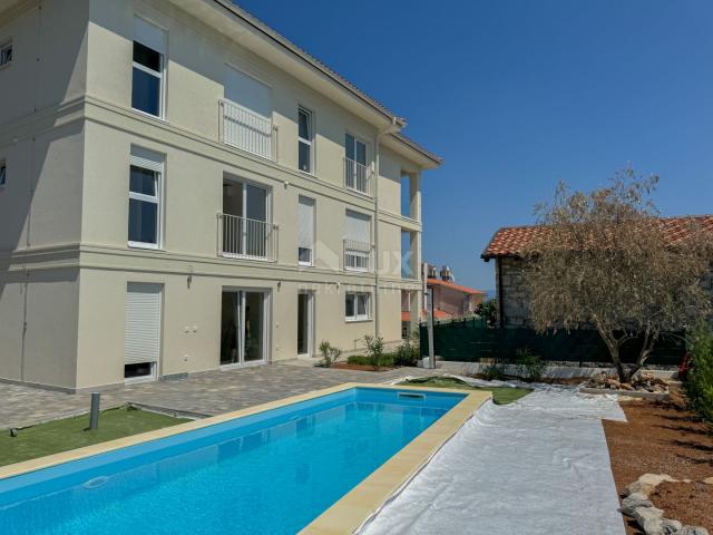 IČIĆI, OPATIJA - Wohnung mit Swimmingpool, Garage, Aufzug, Meerblick, nahe am Meer und Opatija