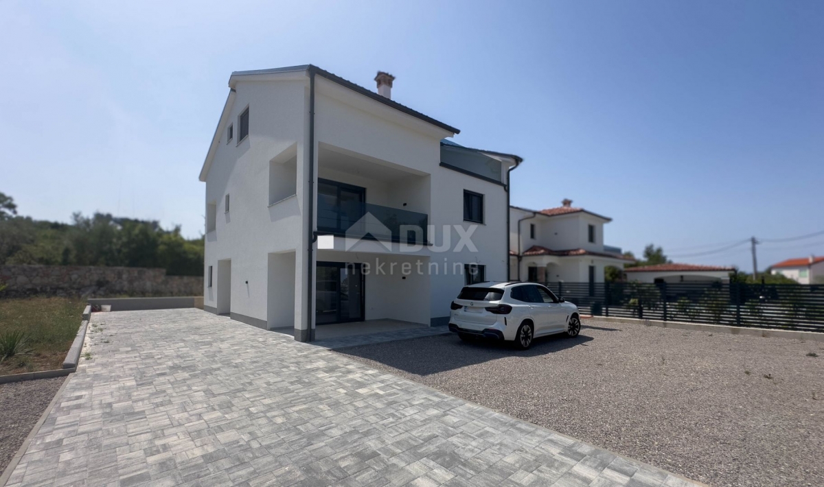 KRK ISLAND, RASOPASNO - Family house with a roof terrace, new construction near the sea!