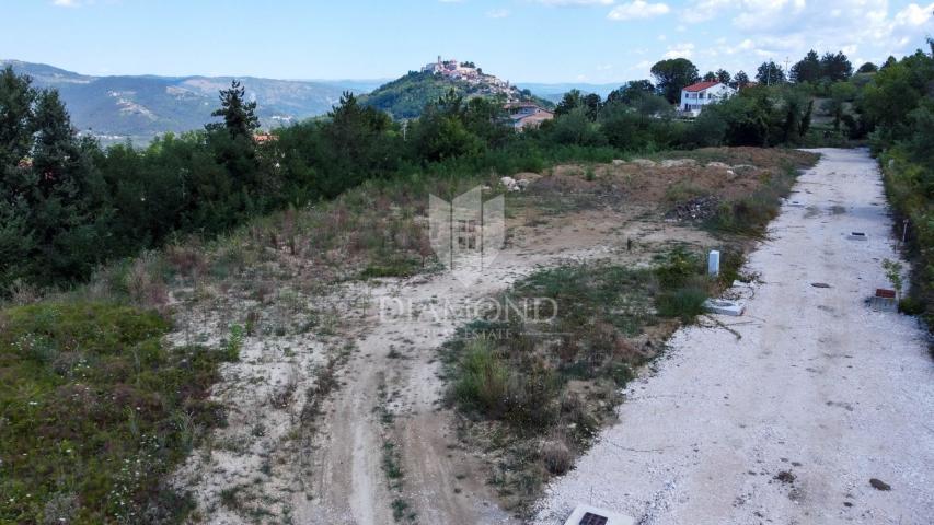 Land Motovun, 1.745m2