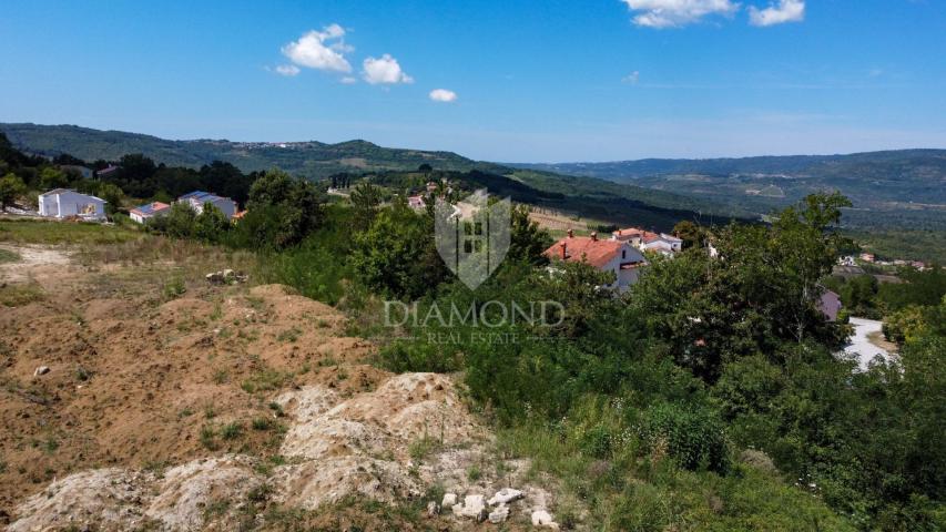 Land Motovun, 1.745m2