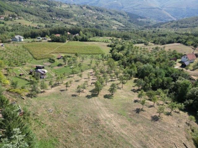 Prodaje se polj. gazdinstvo sa 3 objekta , 11, 92 ha, Taševo, Prijepolje