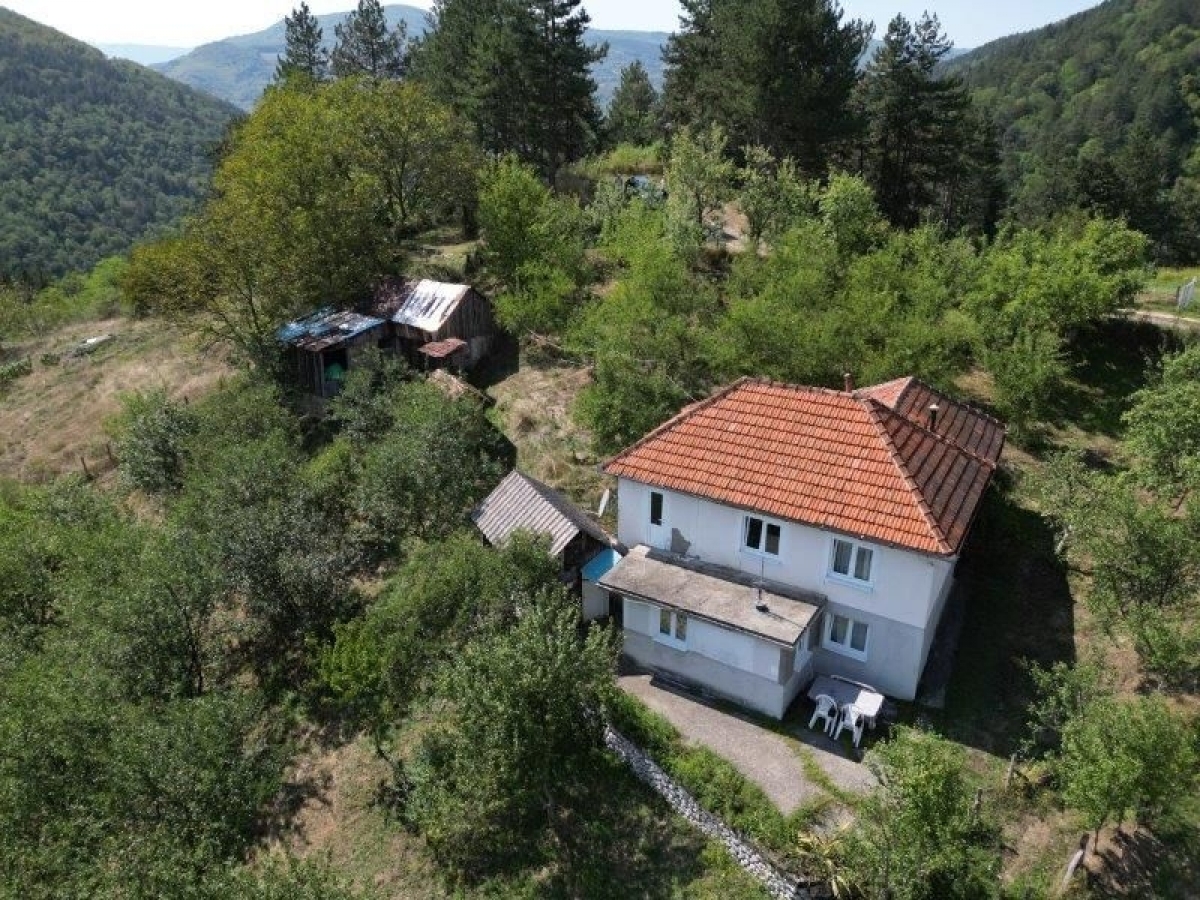 Prodaje se starija kuća 91 m2, Klik, Prijepolje