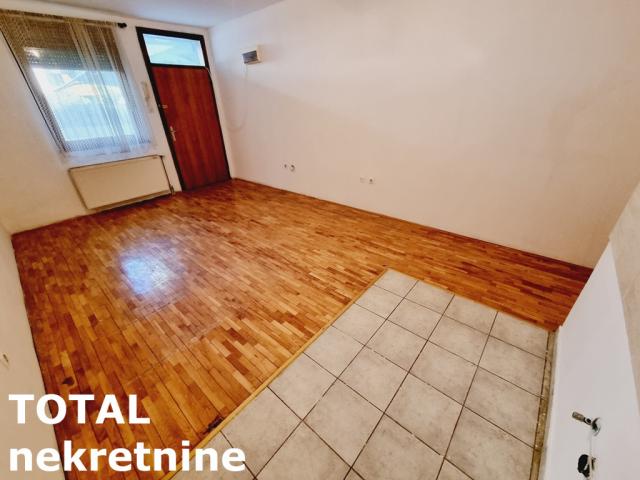 0. 5 Garsonjera NOVI SAD, 50270€