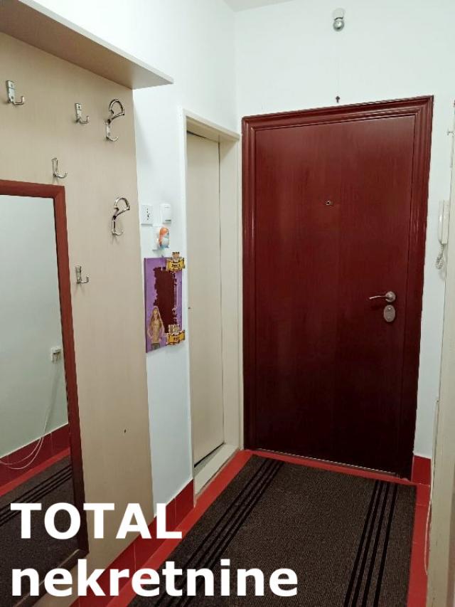 2 Dvosoban stan NOVI SAD, 123600€