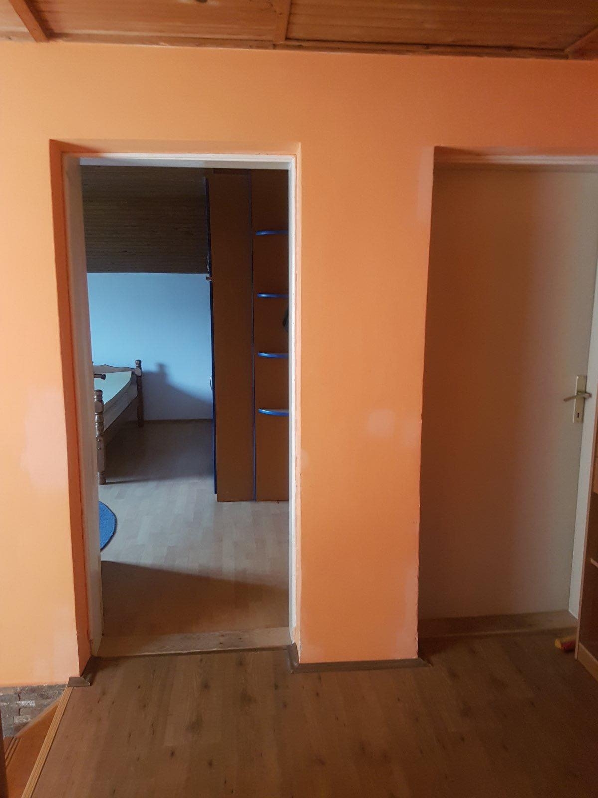 Kuća sa potkrovljem na placu od 785 m2