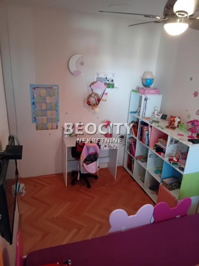 Novi Sad, Liman 4, Narodnog fronta, 1. 5, 40m2, 90000EUR