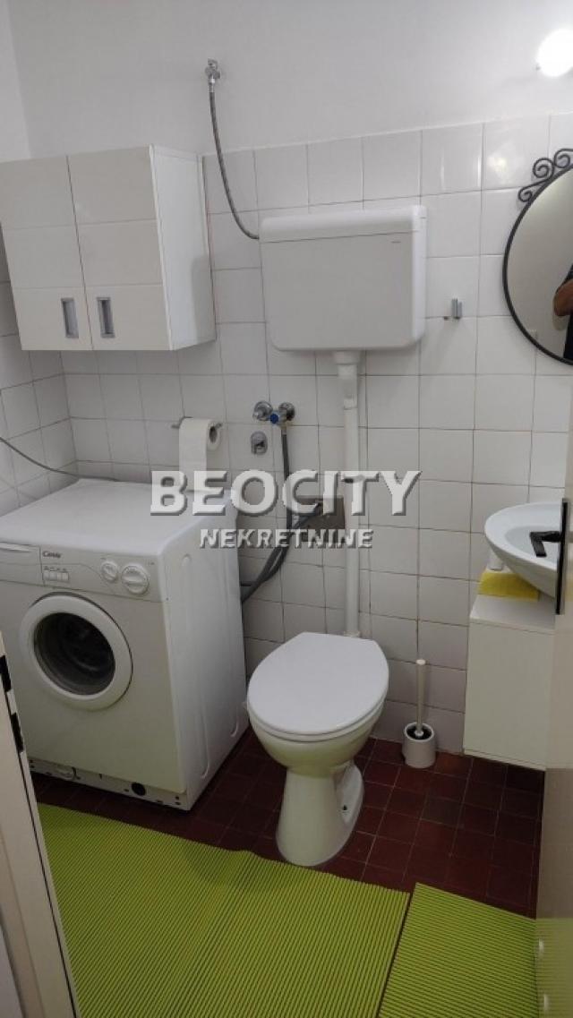 Novi Beograd, Blok 64, Gandijeva, 2. 0, 70m2, 600EUR