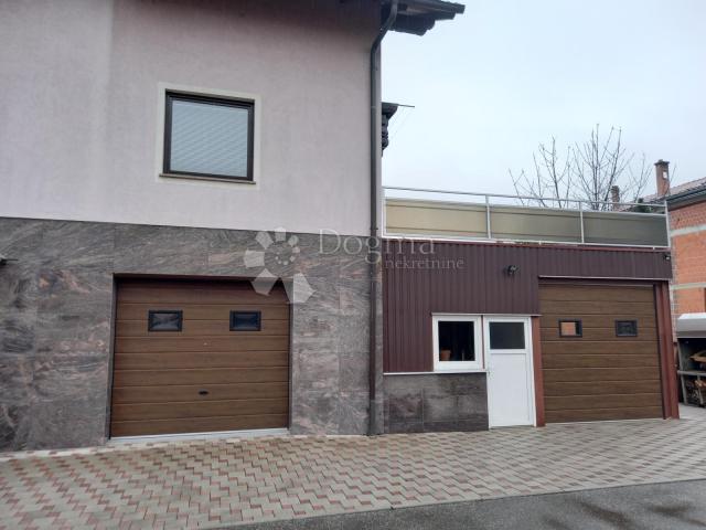 House Rudeš, Trešnjevka - Sjever, 500m2