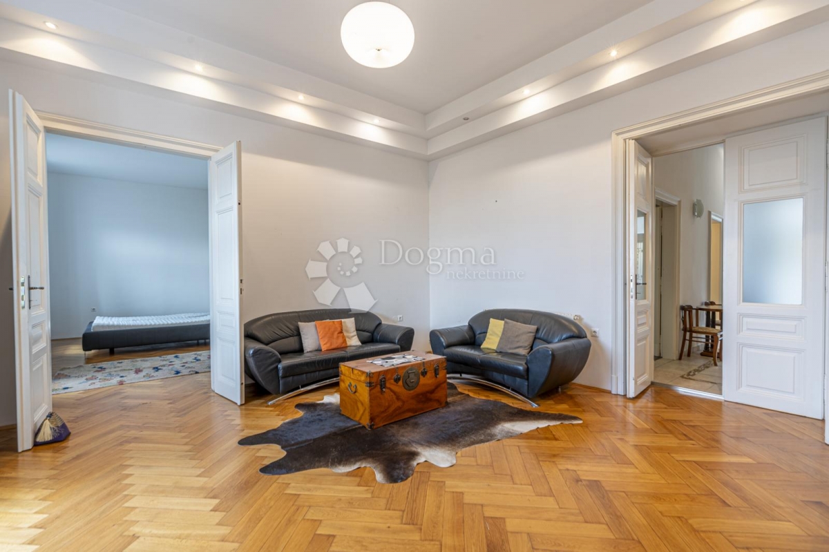 Flat Centar, Rijeka, 140m2