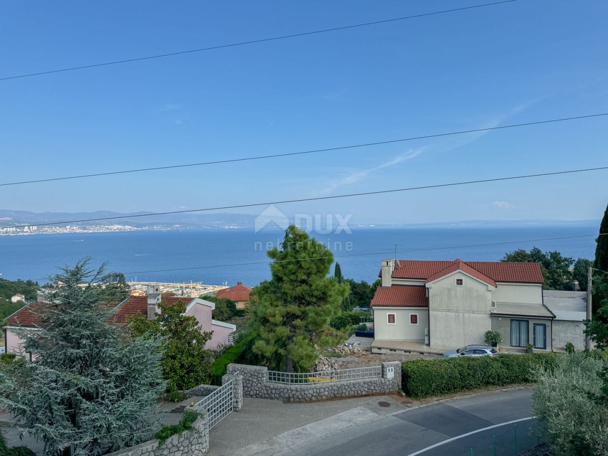 OPATIJA, IČIĆI – larger apartment in a private house with a superb sea view, terrace, close to the s