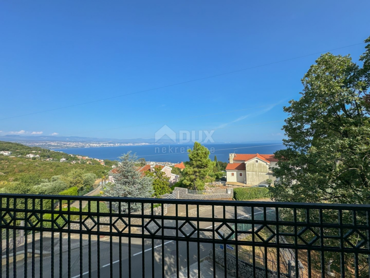 OPATIJA, IČIĆI – larger apartment in a private house with a superb sea view, terrace, close to the s