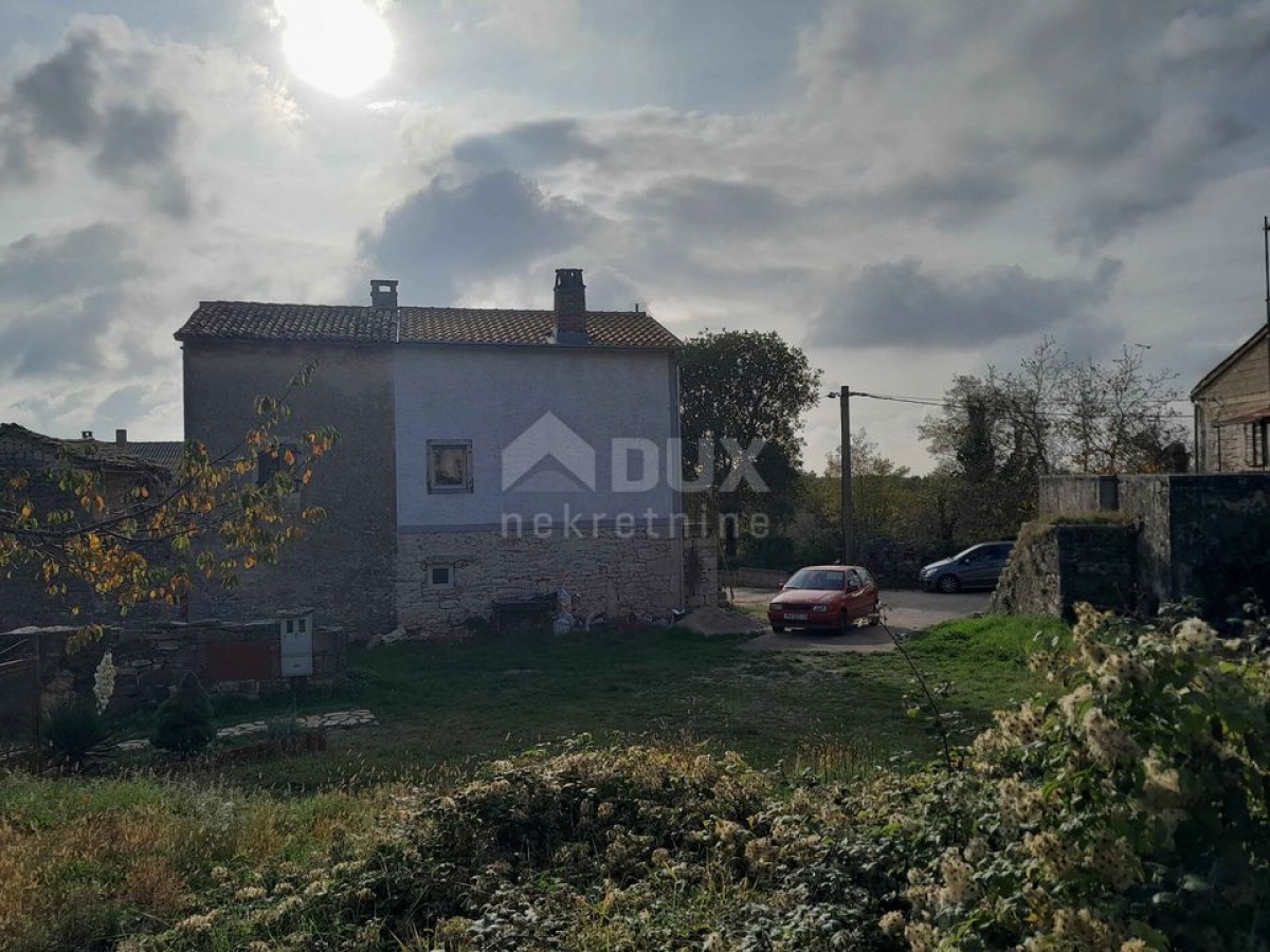 ISTRIEN, VIŠNJAN - Schönes Steinhaus mit Blick auf das Meer