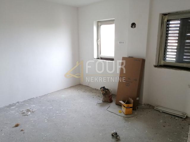 Flat Kastav, 130,69m2