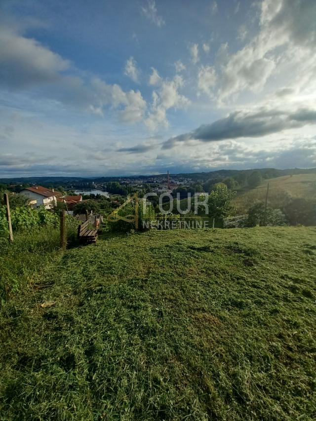 Grundstück Duga Resa, 658m2